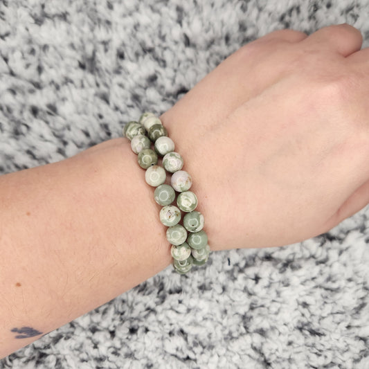 Green And White Jadeite Bead Bracelet